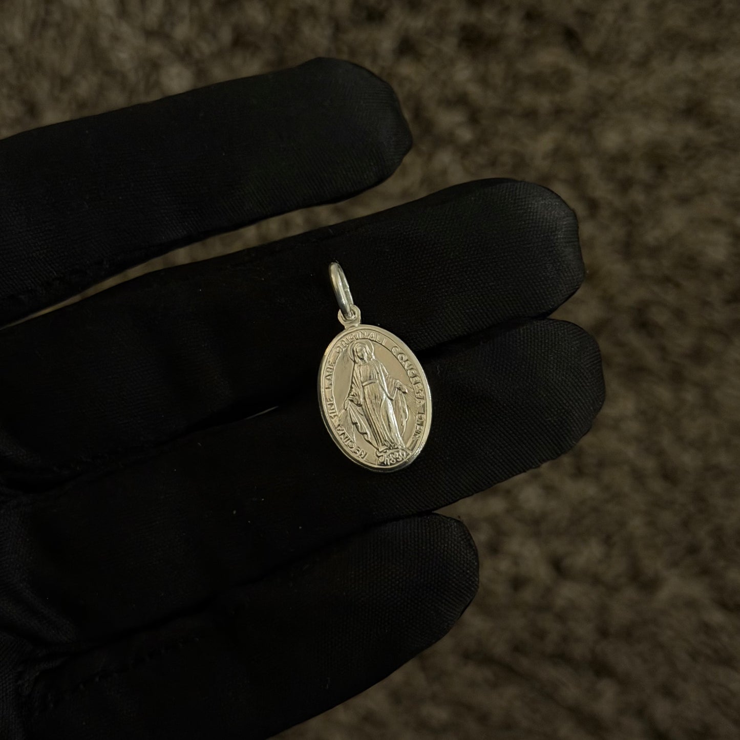 Medium Virgin Mary Pendant