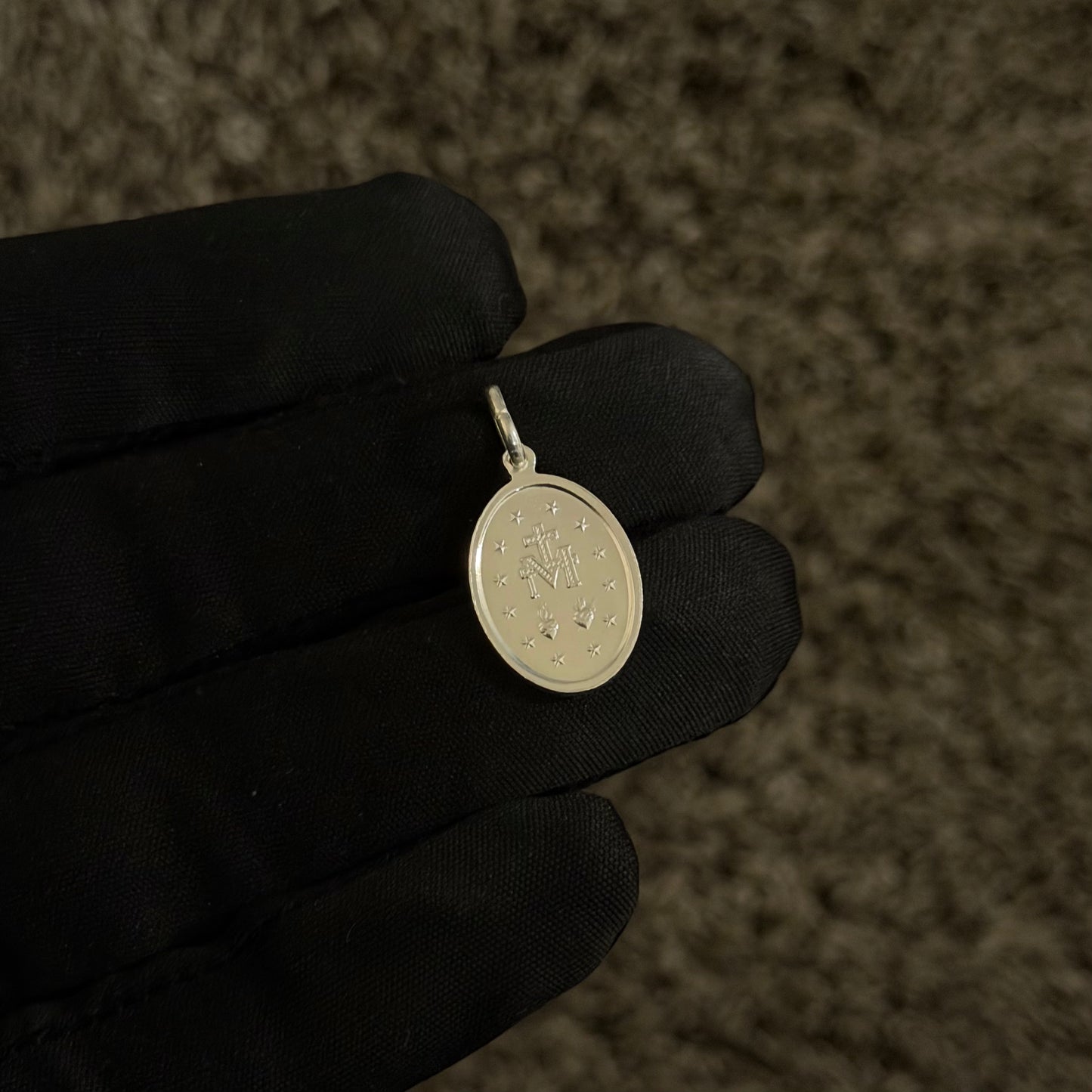 Medium Virgin Mary Pendant